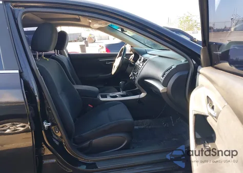 2015 Nissan Altima 2.5 Sv z USA, uszkodzony, nr VIN 1N4AL3AP3FC200540